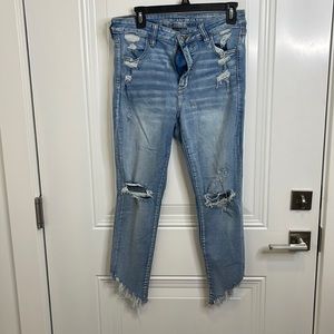 Light Wash Ripped Jeans - American Eagle - 12